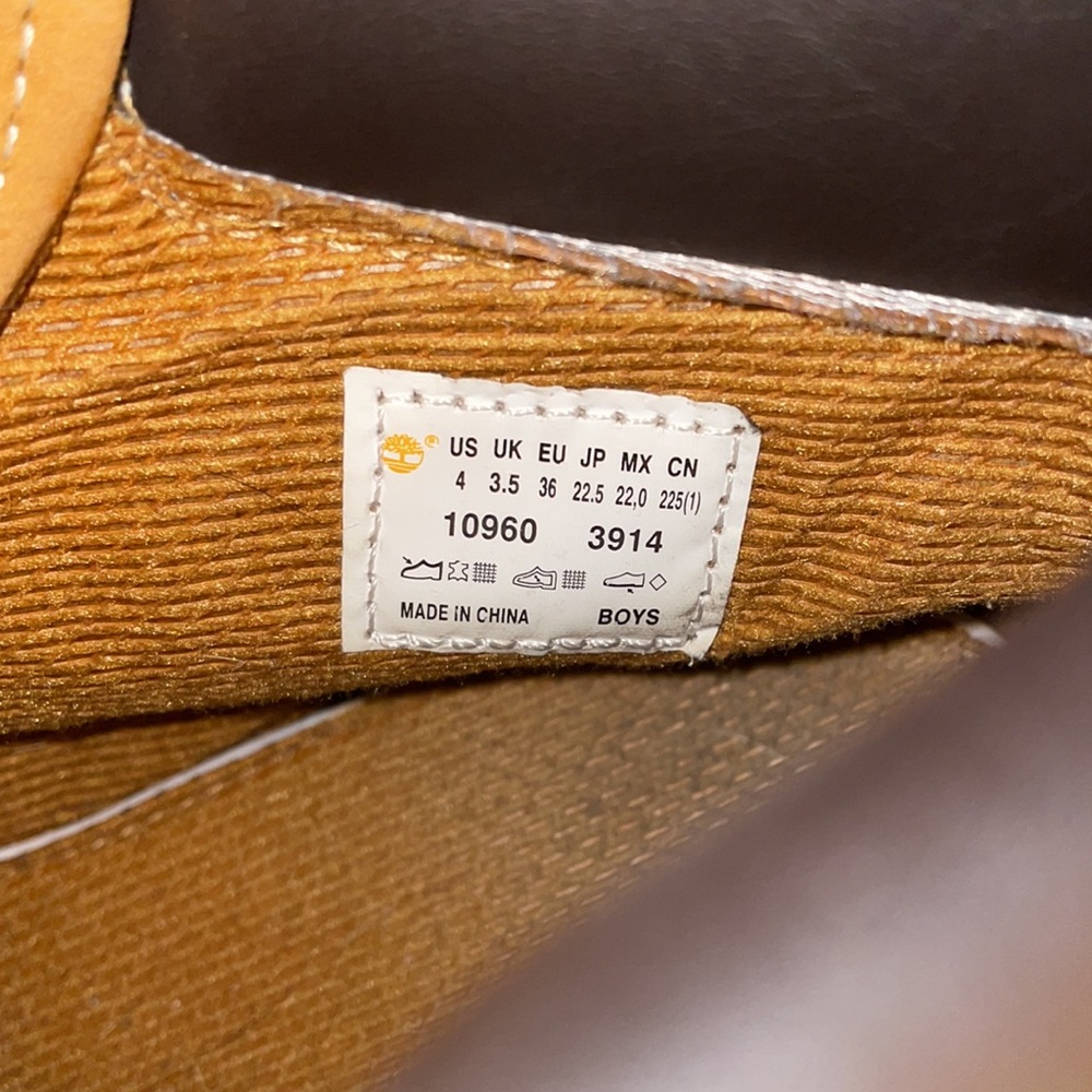 Timberland Boots - Picture 6 of 6